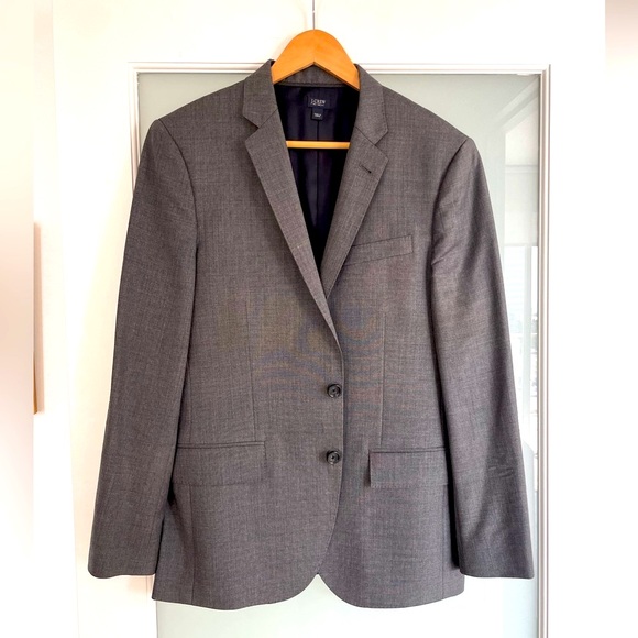 JCrew Ludlow Slim-fit suit jacket with double vent in Italian grey wool